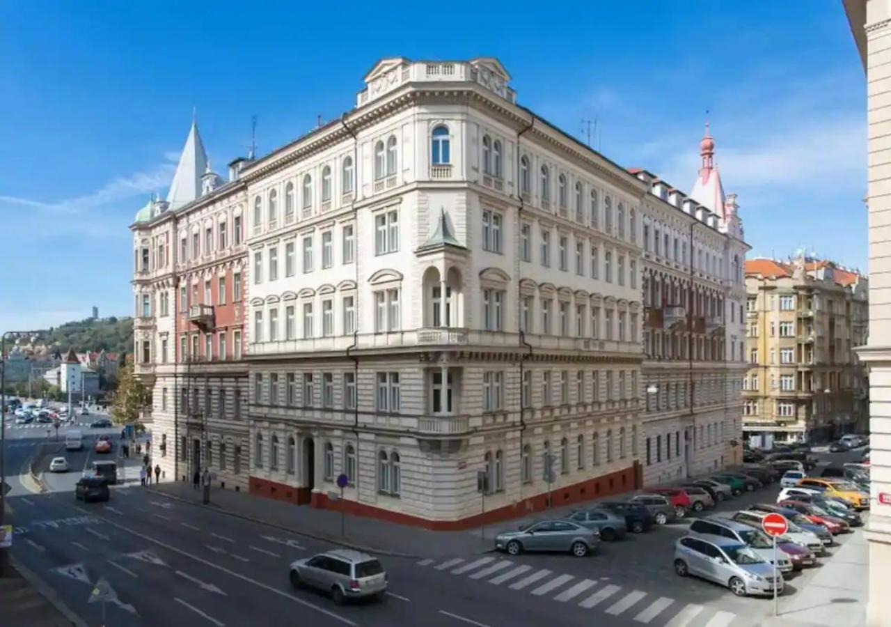 Apartment Premiere Dubcek *