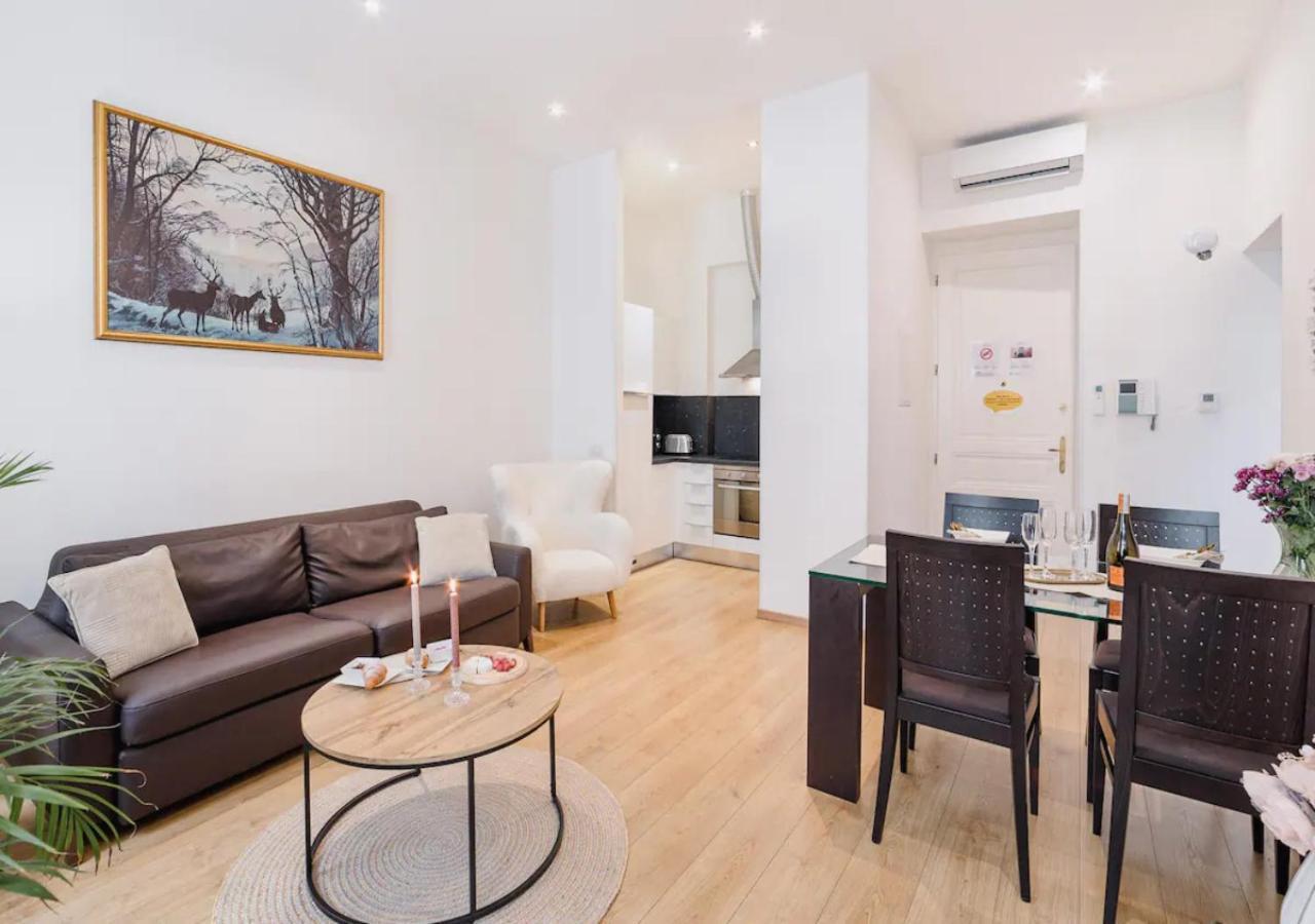 Apartment Premiere Dubcek Prague